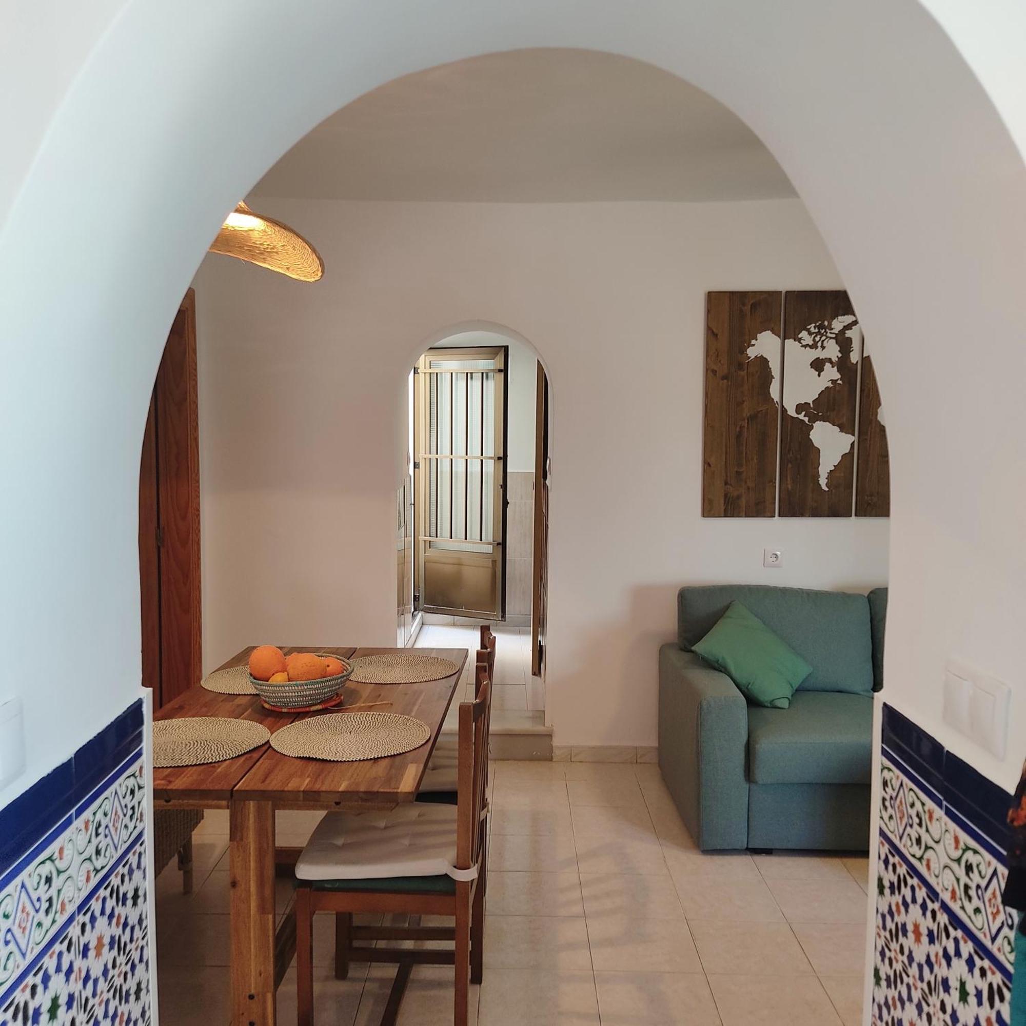 Acogedora Casa Familiar Con Patio Villa Salobrena Exterior photo